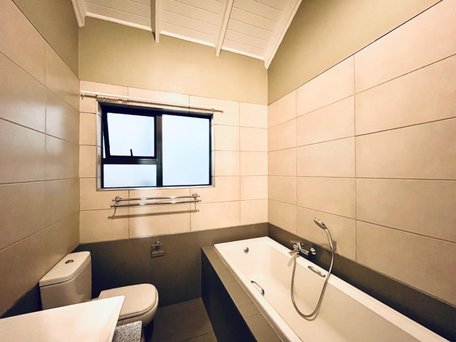 3 Bedroom Property for Sale in Woodland Hills Free State